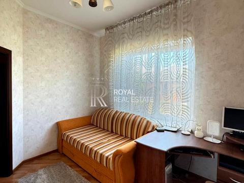 будинок за адресою Доброго Дуба вул., 1