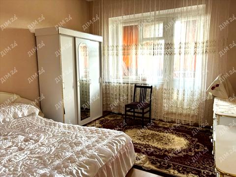 будинок за адресою Героїв Крут вул., 220