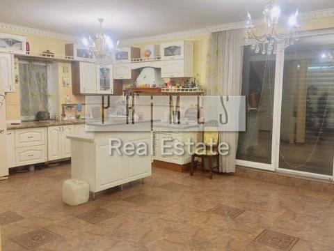 будинок за адресою Райдужна вул.