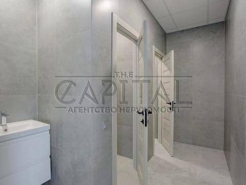 комерційна за адресою Лєскова вул., 9