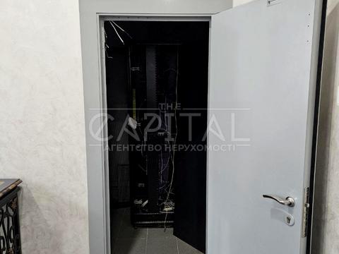 комерційна за адресою Генерала Алмазова вул. (Кутузова), 12