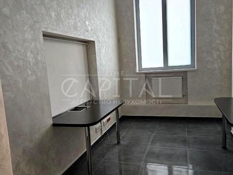 комерційна за адресою Генерала Алмазова вул. (Кутузова), 12