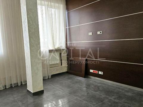 комерційна за адресою Генерала Алмазова вул. (Кутузова), 12