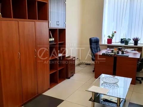 комерційна за адресою Шовковична вул., 13/2