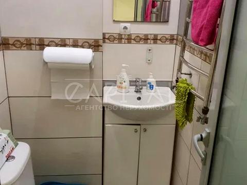 комерційна за адресою Шовковична вул., 13/2