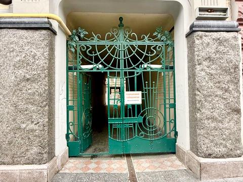 комерційна за адресою Ярославів Вал вул., 14-Г