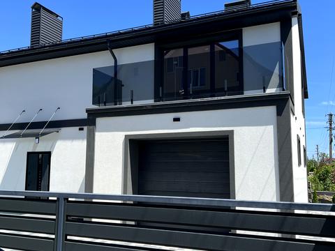 будинок за адресою Аматорська вул., 12 б