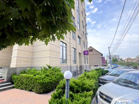 комерційна за адресою Дем'яна Попова вул., 4а