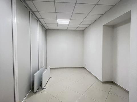 комерційна за адресою Дем'яна Попова вул., 4а