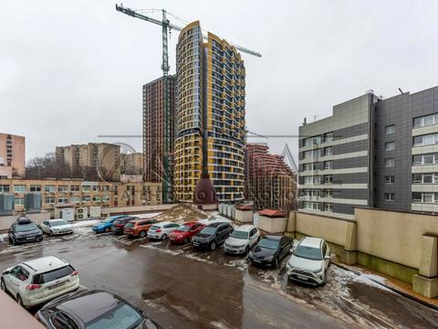 комерційна за адресою Глибочицька вул., 44