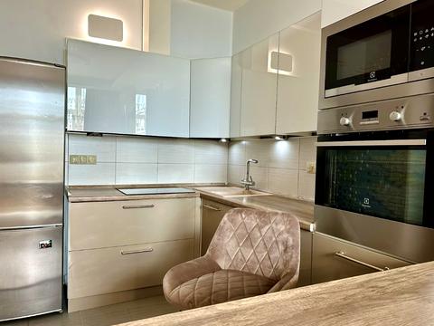 квартира за адресою Володимира Івасюка просп. (Героїв Сталінграду), 4-А