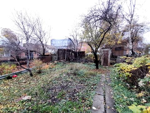 будинок за адресою Тролейбусна вул.