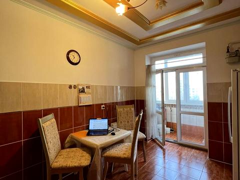 квартира за адресою Івана Величковського вул., 30а