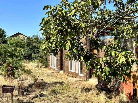 участок по адресу Набережная ул.