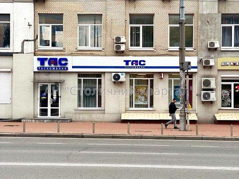 комерційна за адресою Васильківська вул., 30