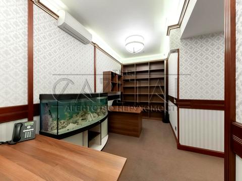 комерційна за адресою Костельна вул., 4