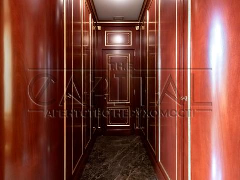 комерційна за адресою Костельна вул., 4