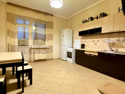 квартира за адресою Радунська вул., 2/18