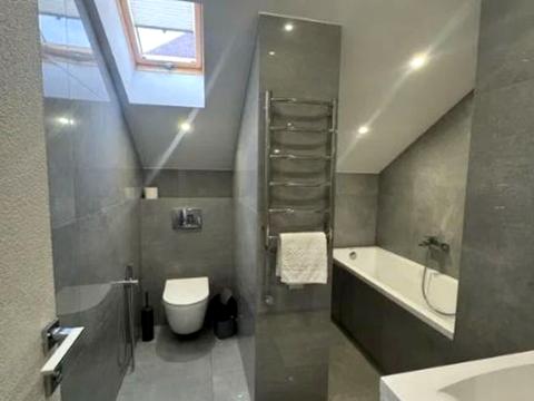 дом по адресу Освіти