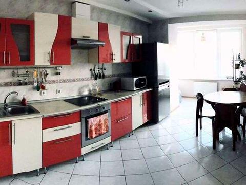 квартира за адресою Михайла Котельникова вул., 1