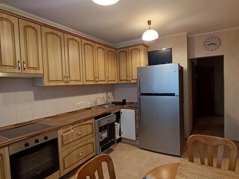 квартира по адресу Драгоманова ул., 6/1