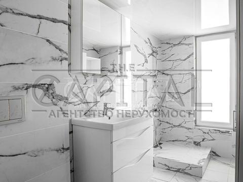 коммерческая по адресу Миколы Бажана просп., 4