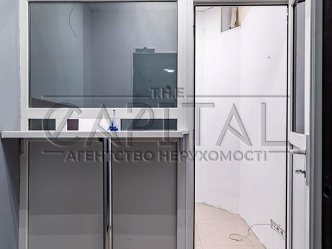 комерційна за адресою Світла вул., 14