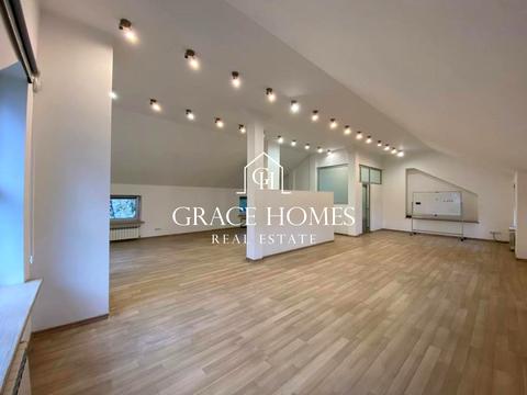 комерційна за адресою Редутна вул., 58