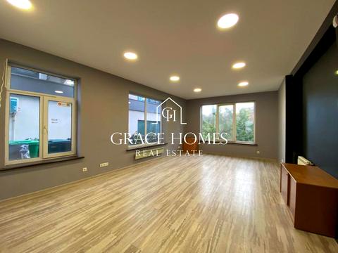 комерційна за адресою Редутна вул., 58