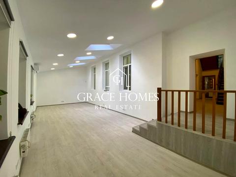 комерційна за адресою Редутна вул., 58