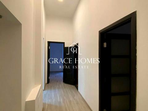 комерційна за адресою Редутна вул., 58