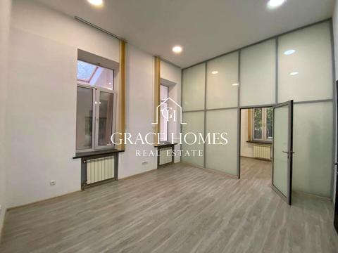 комерційна за адресою Редутна вул., 58