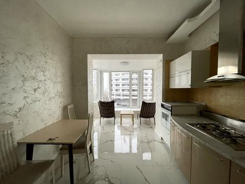 квартира за адресою Івана Мазепи вул. (Січневого Повстання), 14