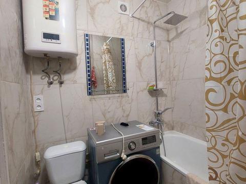 квартира за адресою Космонавтів вул., 10