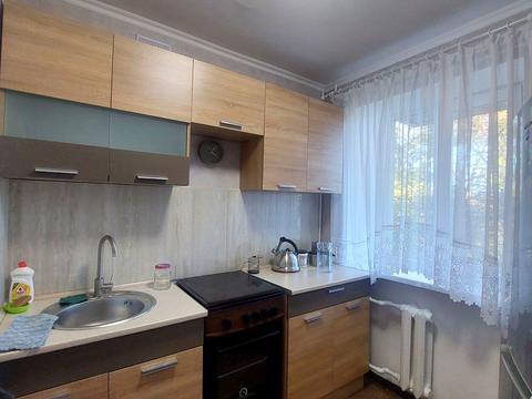 квартира за адресою Космонавтів вул., 10