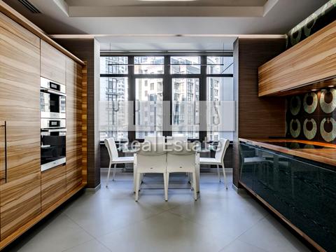 квартира за адресою Андрія Верхогляда вул. (Михайла Драгомирова), 16