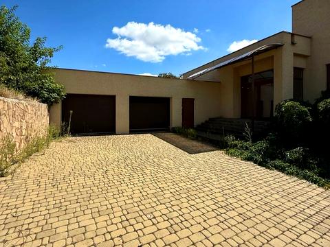 будинок за адресою Дачна вул.