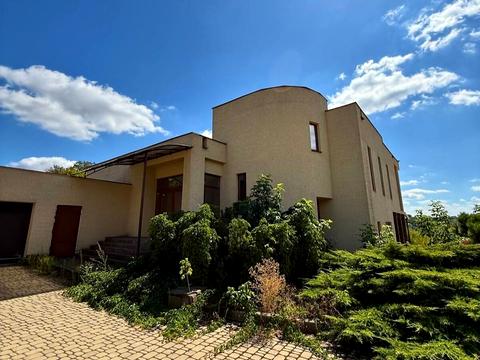 будинок за адресою Дачна вул.