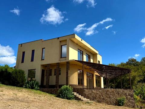 будинок за адресою Дачна вул.