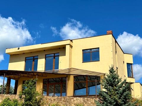 будинок за адресою Дачна вул.