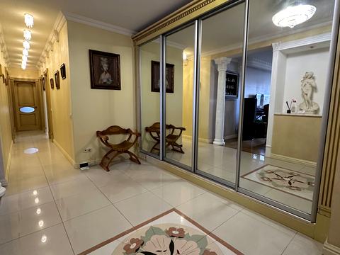 квартира по адресу Раисы Окипной ул., 10