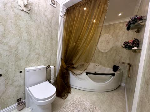 квартира по адресу Раисы Окипной ул., 10