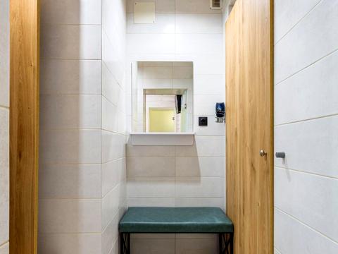 коммерческая по адресу Киевская ул., 1