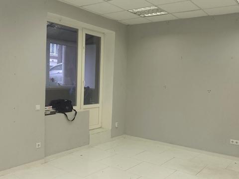 комерційна за адресою Мечнікова, 109