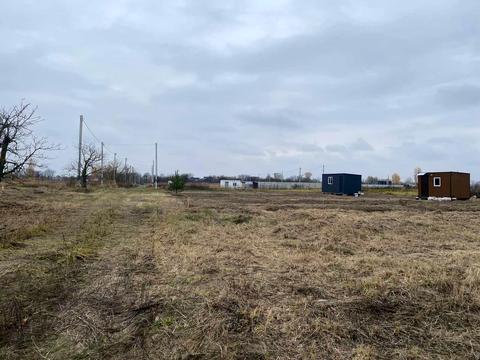 участок по адресу Третя