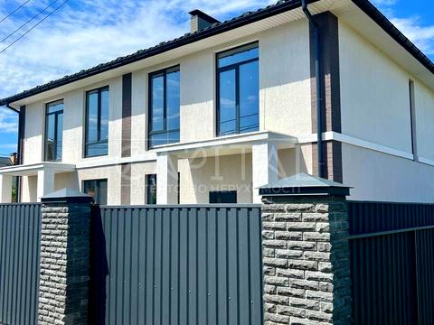 дом по адресу Героїв України