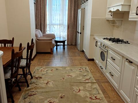 квартира по адресу Пришвина ул., 8