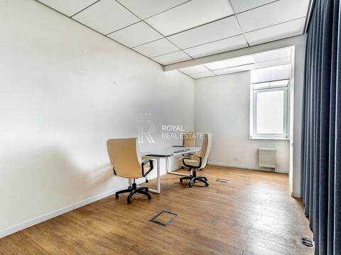 коммерческая по адресу Грушевського Михайла, 10