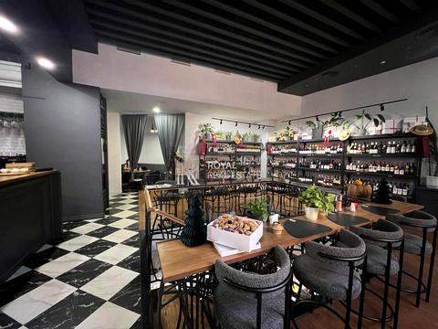 комерційна за адресою Київ, Гусовського вул., 11/11