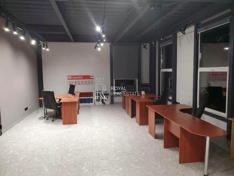 коммерческая по адресу Євгена Чикаленка ул. (Матросова), 6;4